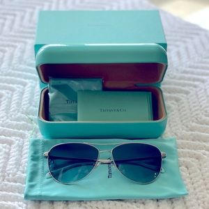 Tiffany & Co. Aviator Twist Bow Sunglasses (Silver/Blue)